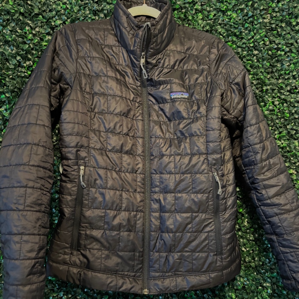 Patagonia Black Women's Nano Puff® Small Packable Insulated Jacket